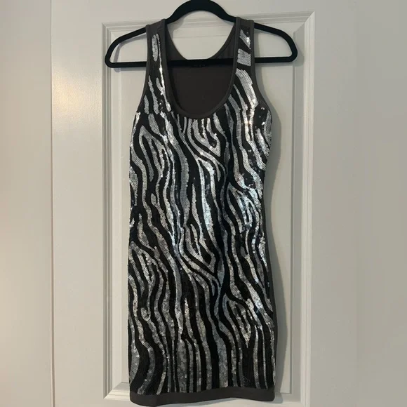 Silver and Black Sequin Medium Body-con Mini Dress - Picture 2 of 3